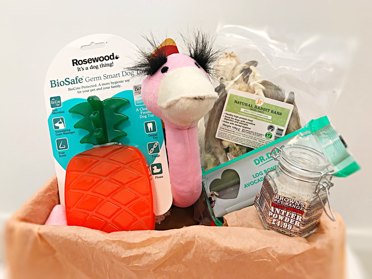 PoochinisBox's tweet photo. Yay! Our Poochini's One-Off Box is now available to buy on #Etsy! Treat your Poochini and check us out! 🐶🐾

https://t.co/Q0HkEHXxTW https://t.co/p52gb4J4vP