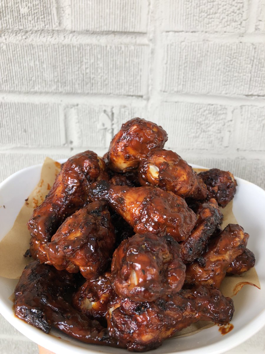 tasteofatlanta's tweet photo. 🍗On #NationalChickenWingDay, celebrate by buying your ticket to @smfchicken @WingShowdown!
.
Use promo code: WINGDAY at checkout for $5 off your ticket through midnight!
.
The clock is ticking- click the link to buy your tickets: https://t.co/IpdzWeXRsE
.
#wings #wingshowdown https://t.co/iFeDVP0Egh