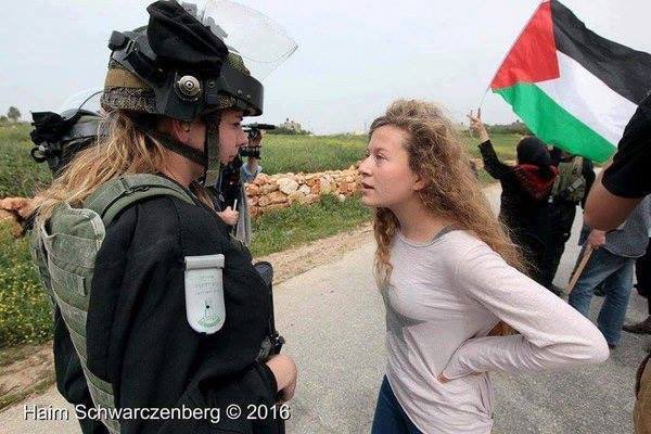 Maby80's tweet photo. Muchacha valiente y libertaria!!!! Viva Ahed Tamimi!! Viva Palestina Libre!! 🇵🇸 ❤️ https://t.co/JgLXe2ORdb