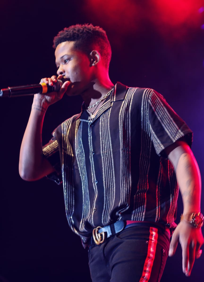 KenyaBuzz's tweet photo. Yo!!! #KayaFest2018 was all the way π₯π₯π₯π₯
@nasty_csa went in! π€π₯
With @anyikopr @stephkapela @KarunMusic https://t.co/hMNKJlsxIM