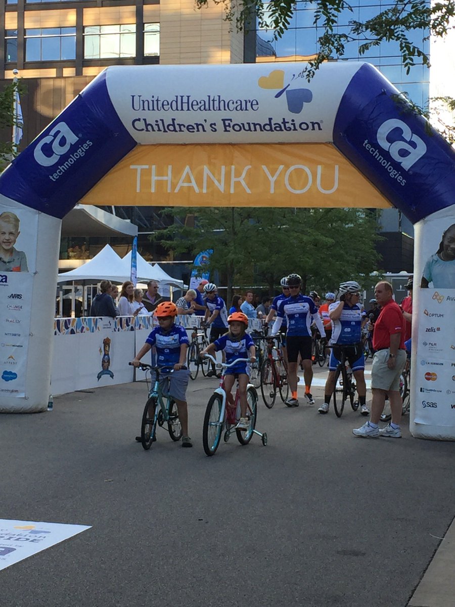 SherriMorgan1's tweet photo. @TeradataCares  Proud to be one of the sponsors of the UHCCF Century Ride today.  Wishing all the riders good luck!  See you soon at the Finisher's Circle.  #teradata  #tdcares  #uhccf https://t.co/xU7CcpiLOc