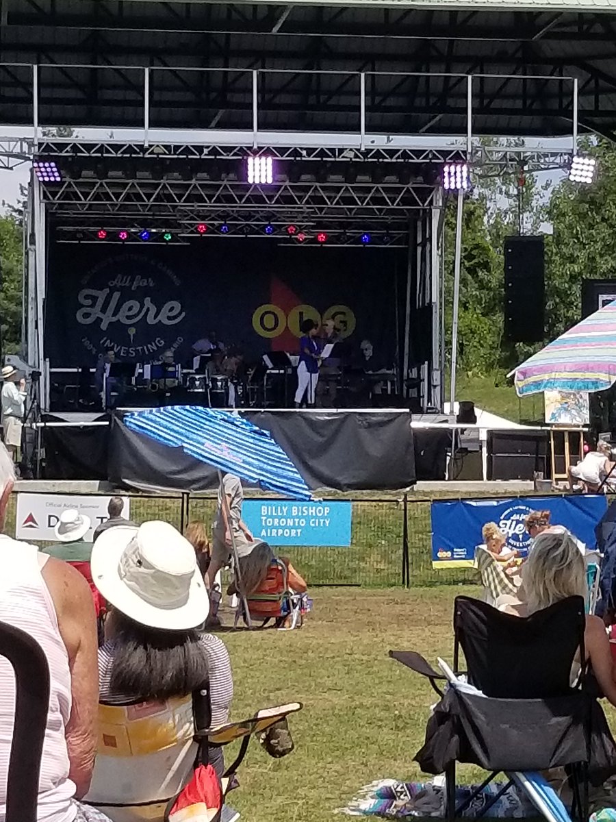 Enjoying #beachesjazzfest and knowing now more than ever because of #FordNation we need @MatthewKellway in Beaches East York