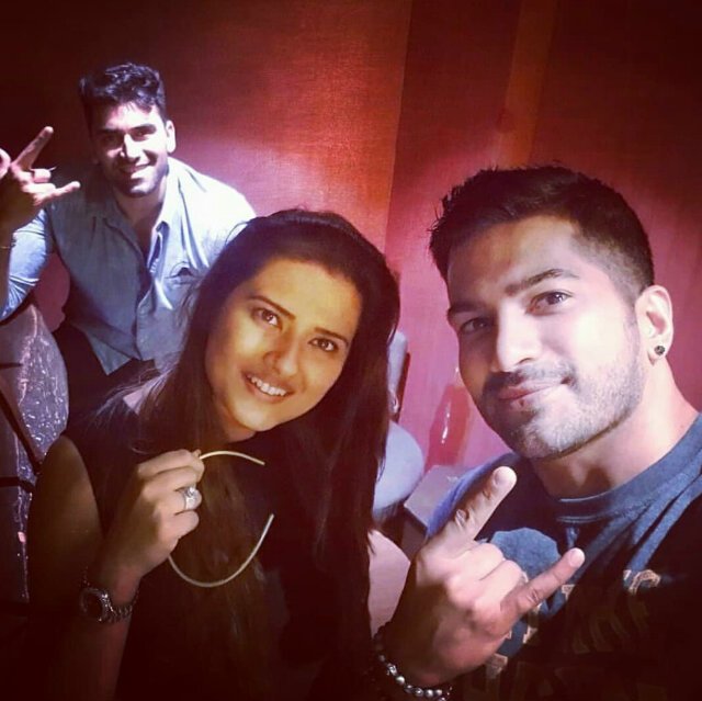 AdishkaRambaran's tweet photo. I just love these 2 #Kramit https://t.co/9ewAXB21hN