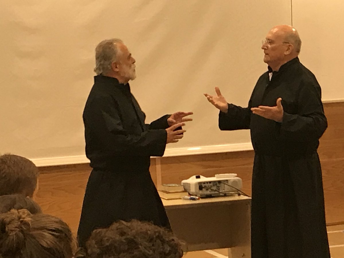 GVXMediterranea's tweet image. Volver al origen para empezar de nuevo. Tras reflexionar, orar y compartir en torno a la noche oscura de Champagnat y nuestras propias dificultades, nos metemos en la piel de los primeros hermanos #fraternidadmarista #comunidad #convivencia