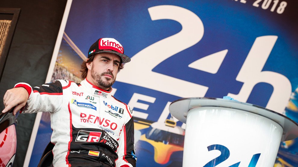 ferdialaldebate's tweet photo. Hoy, Fernando Alonso, cumples 37 años y a todos tus fans nos has dado muchas alegrías en la F1 y ya que últimamente no consigues podios o victorias en la F1 eso no significa que no sigas teniendo el talento que tienes en las manos, volverás a lo más alto. ¡FELICIDADES NANO! https://t.co/L8OF5kbsEP