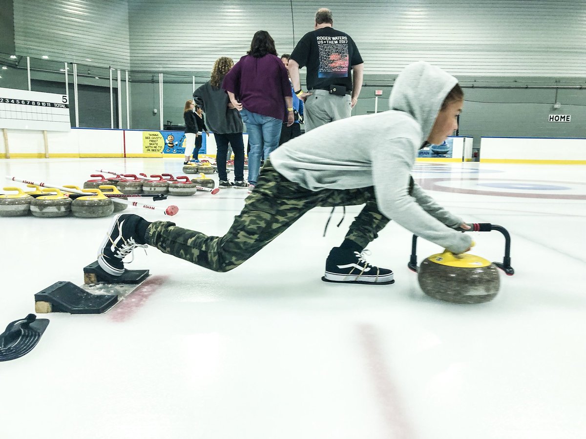 AHCenterIce's tweet image. Hockey, ice skating and curling all at the same time! What more can you ask for! 

We have the Beat the Heat event here today with @FloridaHospital and @TBLightning!
