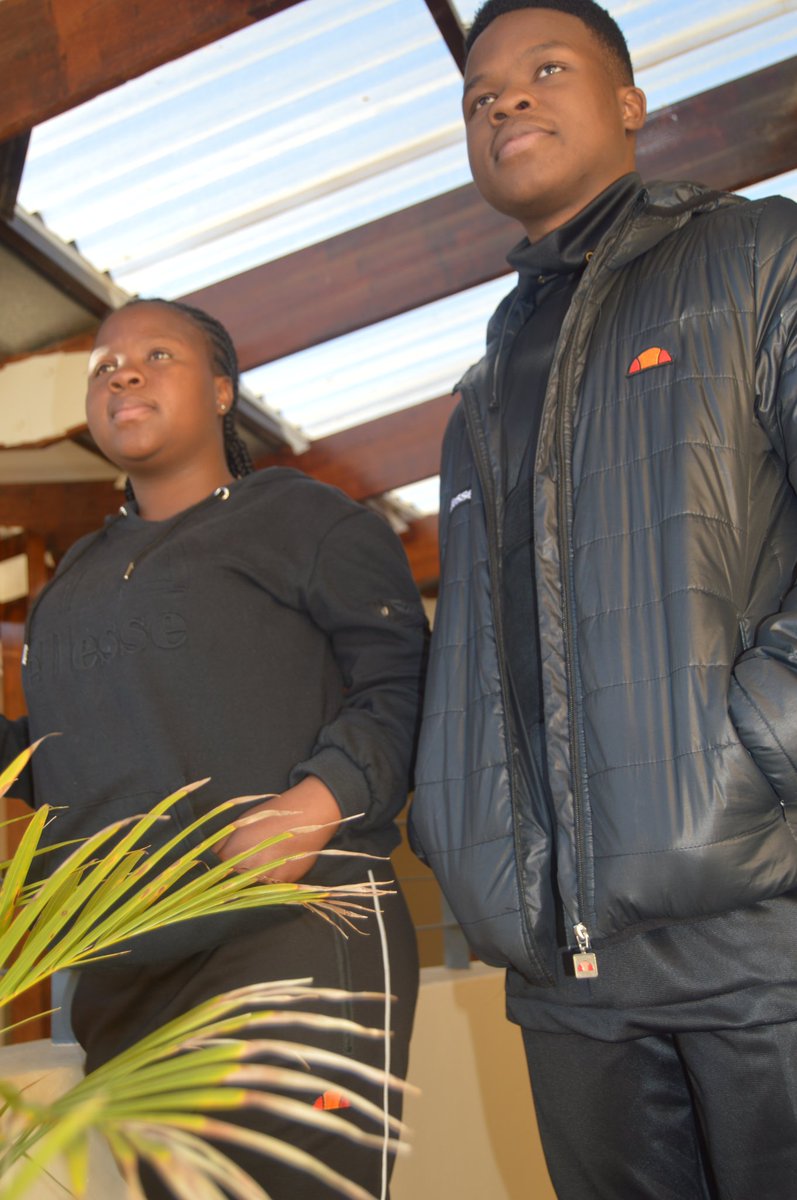 lamla_mdu's tweet photo. @ellesse_sa 🍃📸
📸 x Zanemvula Junior

@sinaloNailo
@UKellesse
@iloveellesse
@ellesseheritage
@Studio_88
@SkipperBarSA
@sidestep_SA 
@FashionGodsSA 
@GinsbergSkom 
#thisisme #ellessestyle #ellesseheritage #ellesse
#fashion #sportswear #model #nikon #nikonphotography #photography https://t.co/llB5BrLtlu