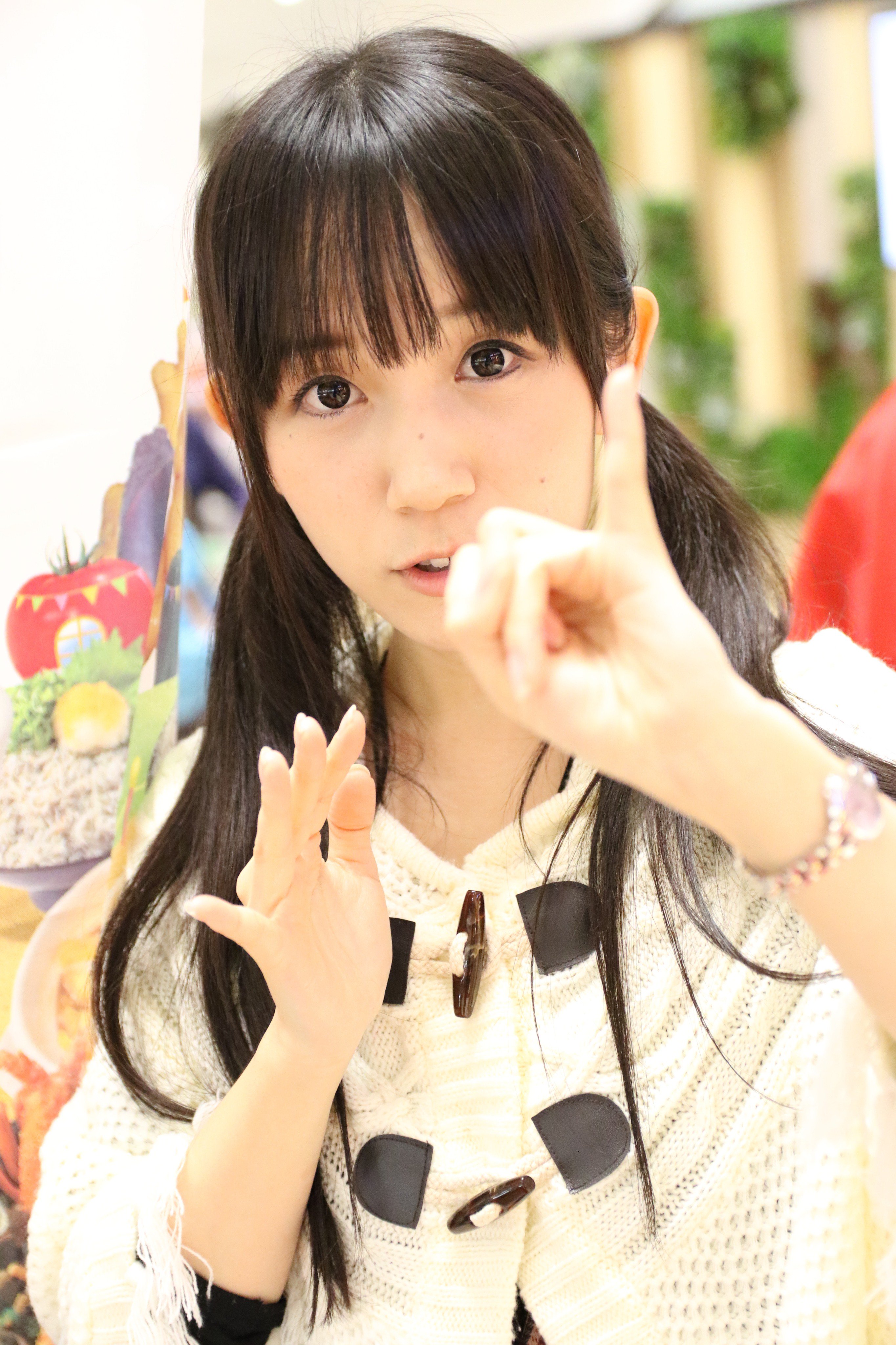 Kenちゃん 7 30 ハッピーバースデーあみたんヽ ノ 何だかんだで あみたんにハピバ言うの6年目w ピンク大好き 桜大好きあみたん 最近は中々会えてないけれど 一応こう見えても気にはしてるんだぞ W あえて歳は言わないけれど 亜美ちゃん