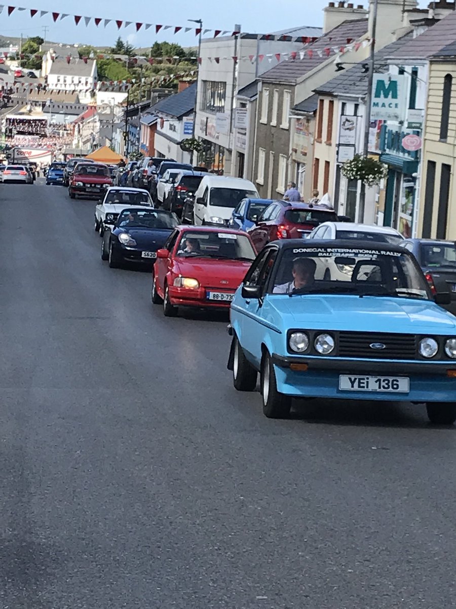 DungloeD's tweet photo. #MFD51’s Country Sunday #DestinationDungloe https://t.co/u3hWeQ06SP