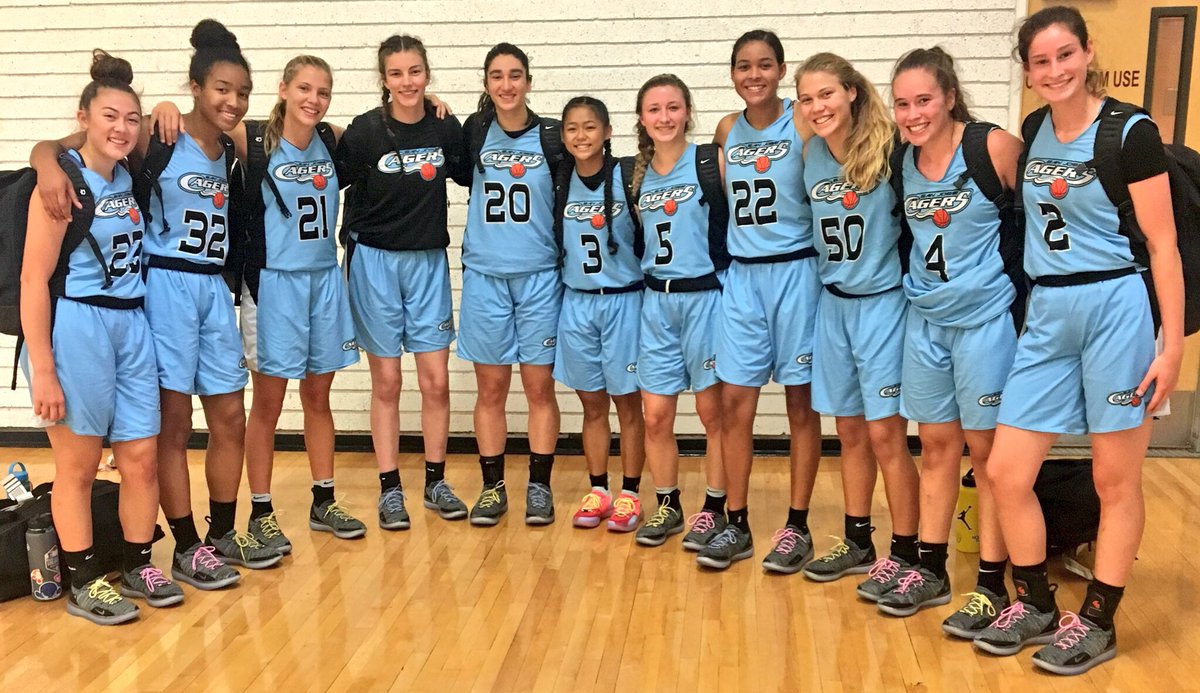 coachsphillips's tweet photo. Game day! @SanJoseCagers Blue Team 10:10am - Bigfoot, Vegas. #goCagers #Flight35 https://t.co/0bpL550TCS