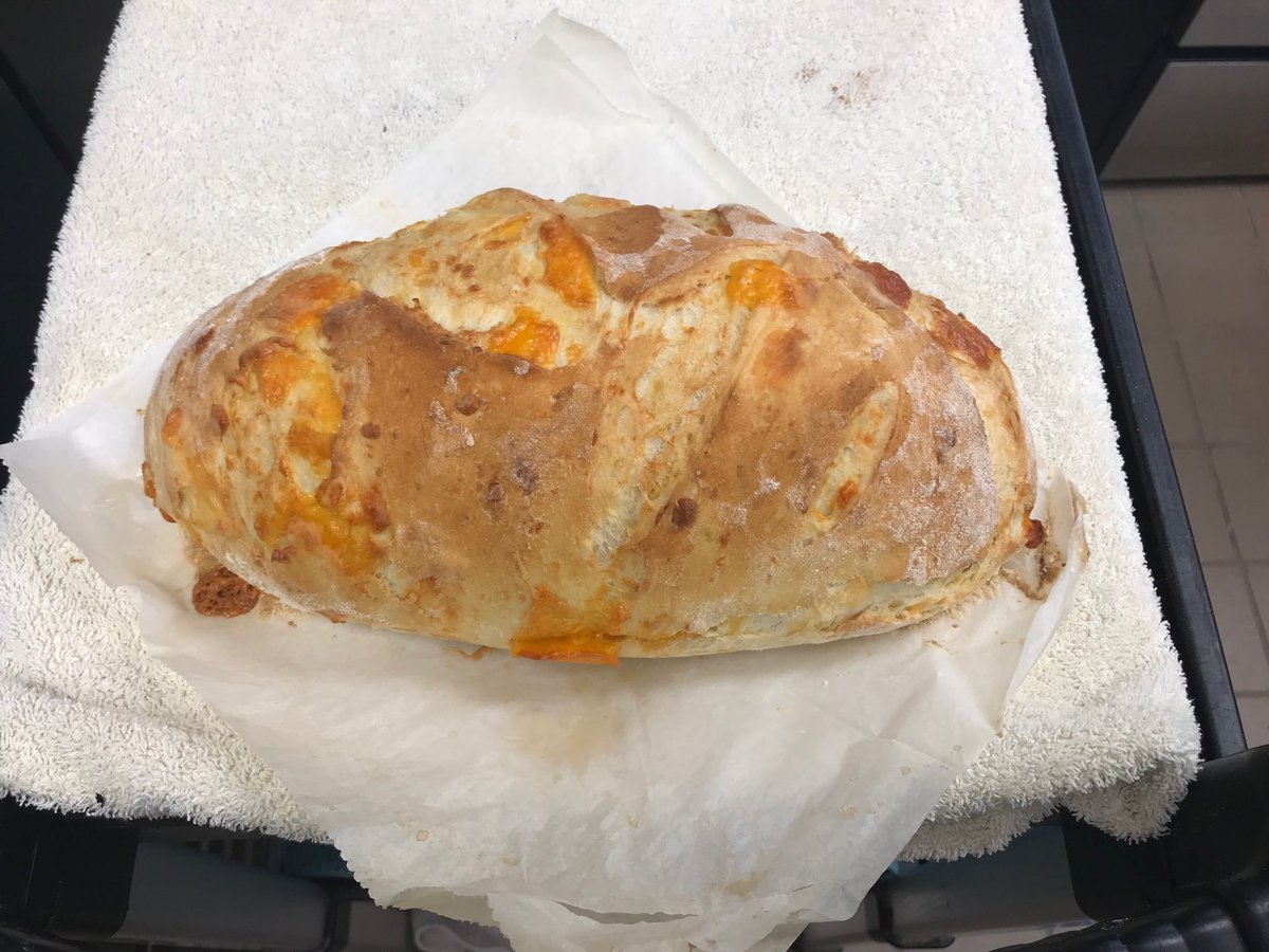 jehpi's tweet photo. Fresh out the oven. A loaf of sourdough cheddar. #yummy #BakeSale #FreshBread #4Flags #fundraiser https://t.co/hvPZdtlMWU