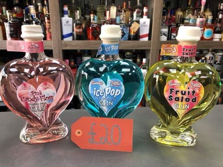 FreshOverFrozen's tweet image. HOLYSHIZZLE.. Retweet and tag a gin lover 😍😍😍😍
 #Gin #WeekendWisdom #weekendsunshine #HungarianGP
#RideLondon #NationalLipstickDay #f1

Only £20 , very limited stock!

Purchase today ➡ amzn.to/2uXPLmh