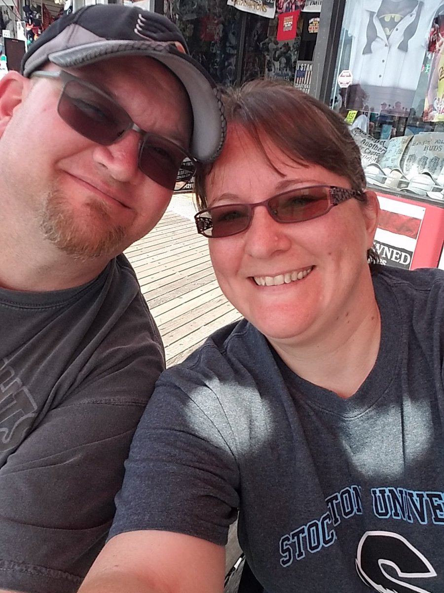 RobinsonJ2011's tweet image. Thank you @Stockton_Alumni for the #ACBeachConcert tickets! #StocktonAlumni #DOAC #Itshot  @Stockton_edu @TheChainsmokers