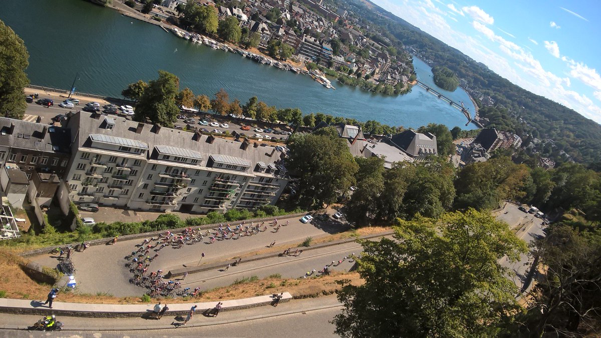 FrancoisBrabant's tweet photo. Aujourd'hui, c'était #jourdecourse à Namur. Philippe Gilbert a un jour dit que la citadelle de Namur était la plus belle arrivée (esthétiquement parlant) de toutes les courses auxquelles il a participé. #TourdeWallonie #TRW18 #loinduTDF https://t.co/ftVGwlE2RI