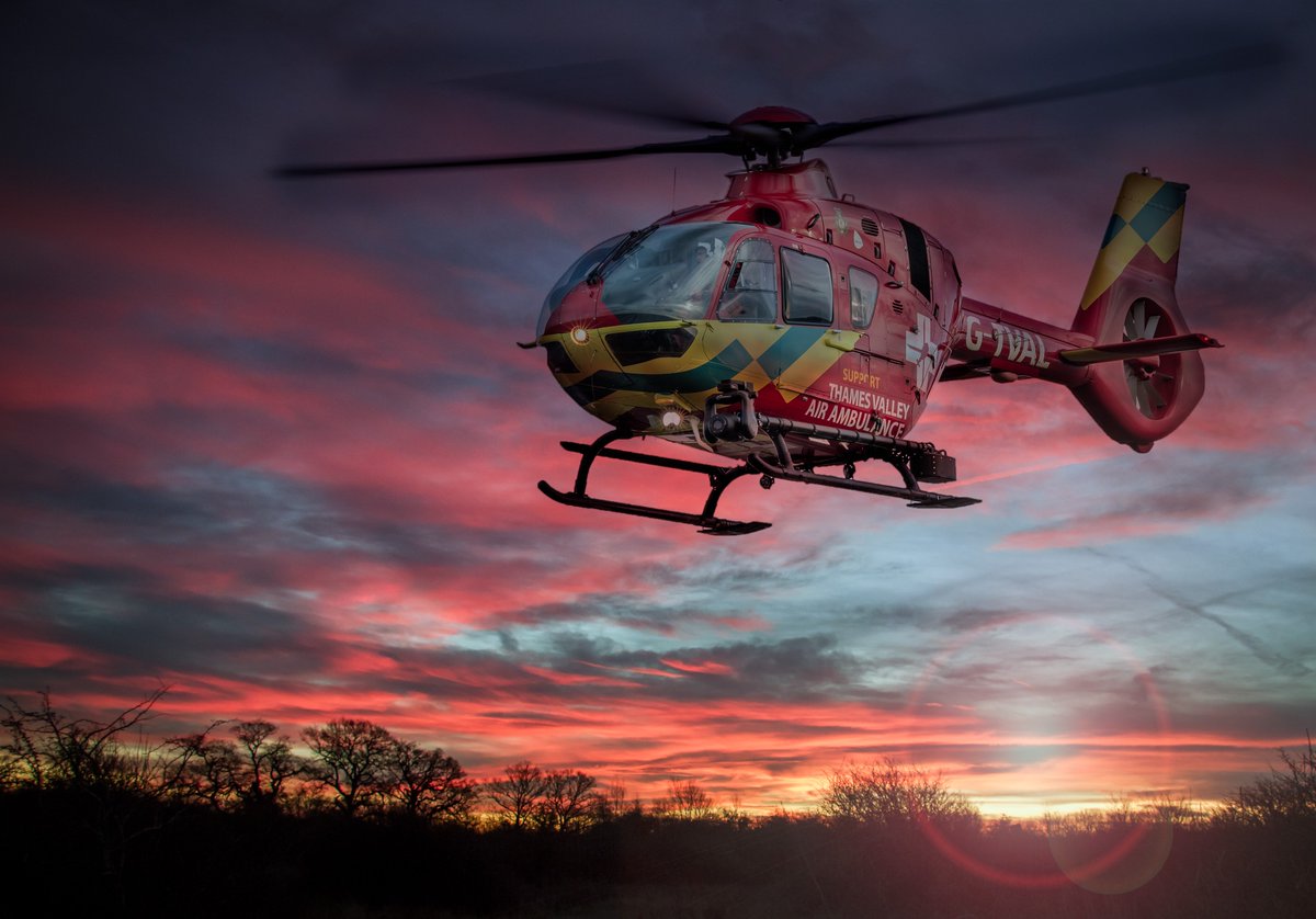 TVAirAmb's tweet photo. We're proud to be a charity. We are proud to work across the Thames Valley. We are proud to be your air ambulance. Help us stay at the frontline of saving lives ➡ https://t.co/ts5u17fMMw https://t.co/CoFL0k65UU