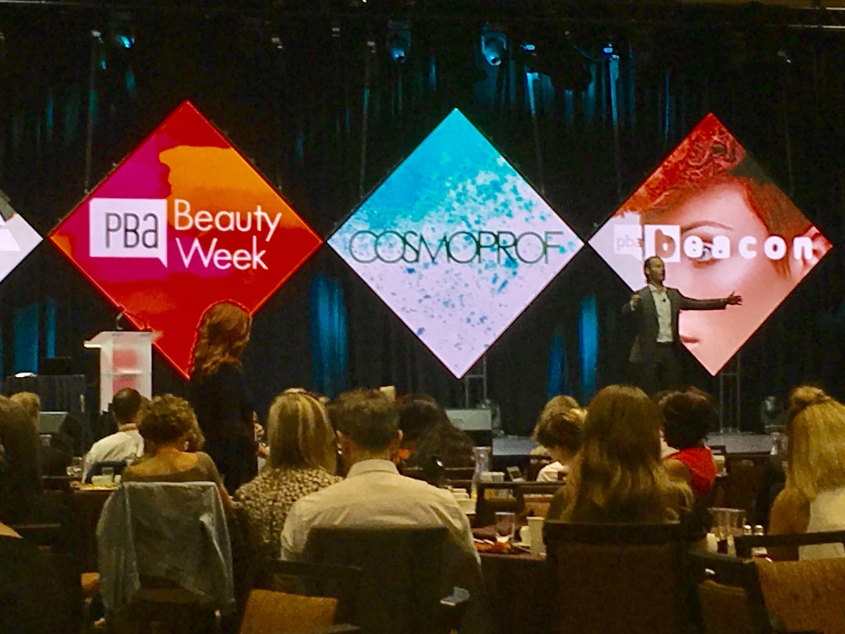 OnAirDirect's tweet photo. Getting inspired with @PeterGSheahan at the @ProBeautyAssoc forum at @cosmoprofna. Looking for the opportunity in change.  “Time to take ownership” #disruption #cosmoprofna  #cosmoprofexhibitor #dropship https://t.co/sk92gnxInu