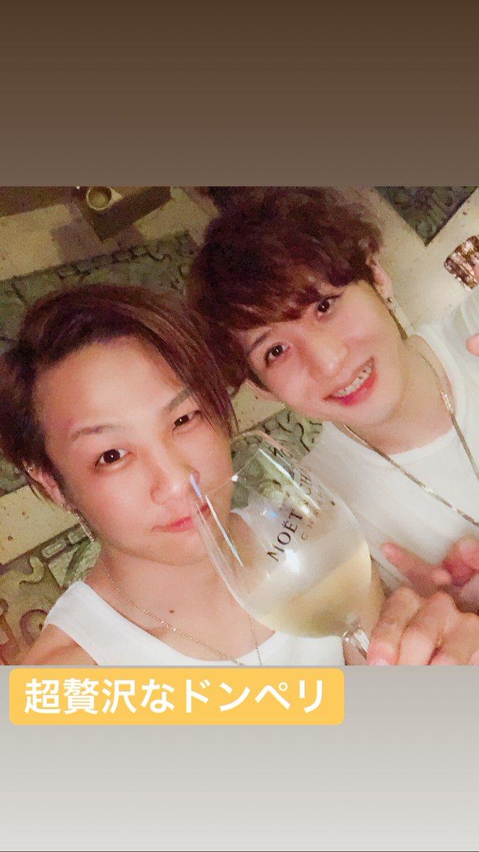 ads_taku's tweet photo. 昨日は
北海道
@kingxmhu
に出演させていただきました!
お客様の反応も最高で大盛り上がりでした!
また行けるように毎日気合いいれていかないと
#alphadancers
#alphaentertainment
#plus
#adp
#japan
#osaka
#大阪ダンサー
#メンズダンサー
#ステージダンサー https://t.co/tGmL7vXwi4