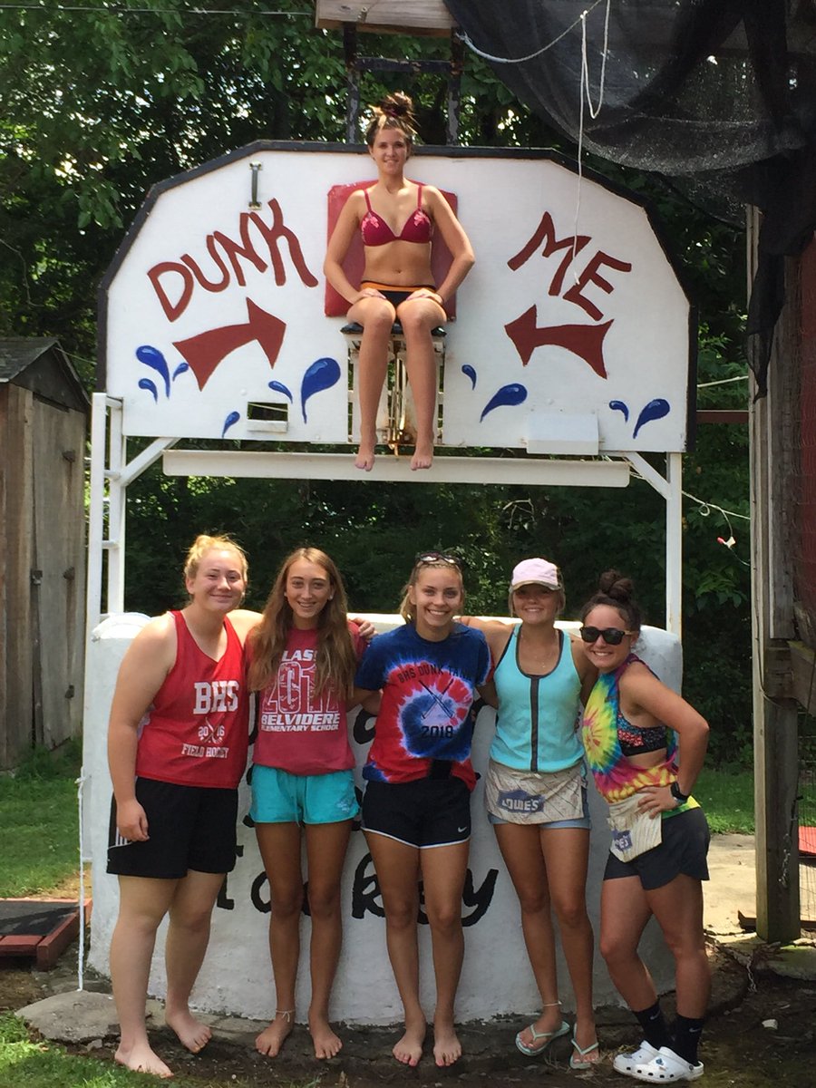 Heatherrocks40's tweet photo. Come dunk a Seater hockey player at the warren county fair! #seaternation #warrencountyfair https://t.co/GEAVfBfVh9