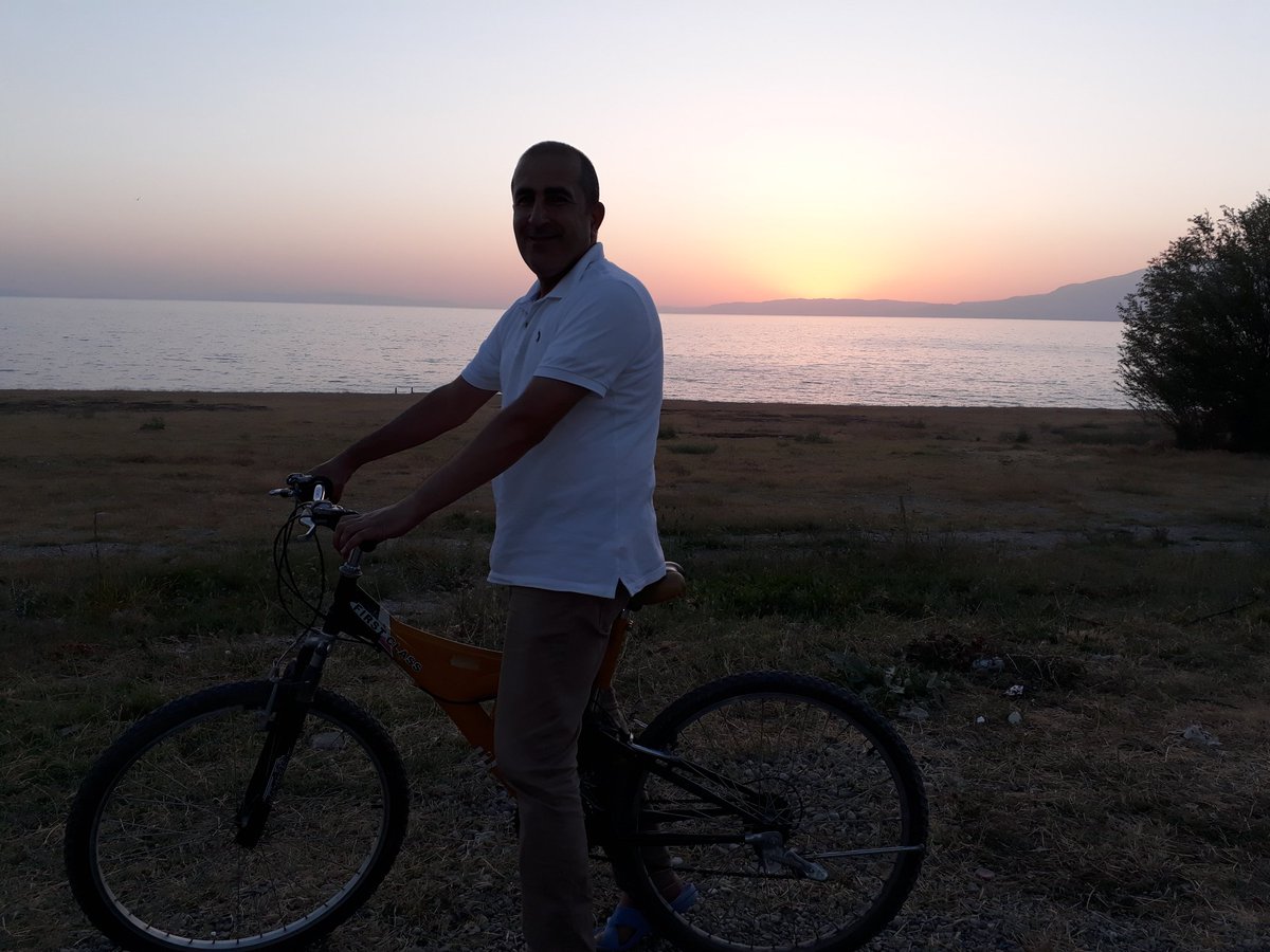 · 
 🍃 Hayırlı Huzurlu Akşamlar 🍃
(¯`   ´¯)Rabbimin Tüm Güzellikleri 
¸¸`•.¸.•´ ⁀⋱‿🍃 Sizinle Olsun