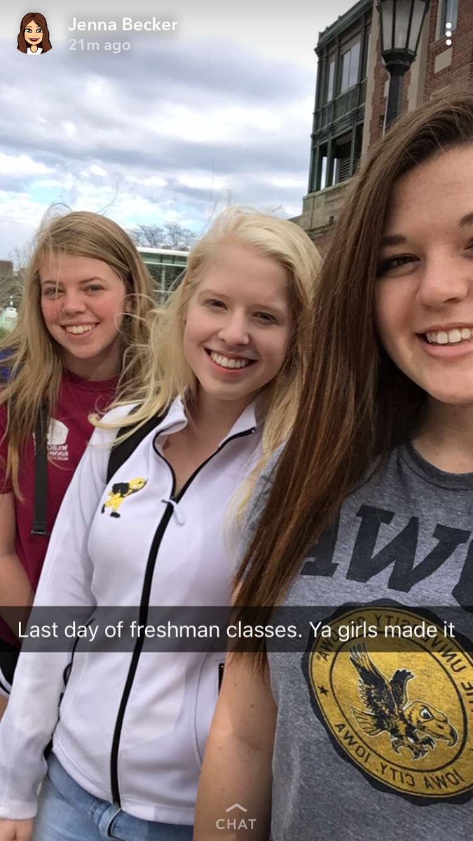 alijean6's tweet photo. HBD JERRI! Your friendship has made my college experience 110% better, I can’t wait to see you in three weeks! Love you girly, have an awesome day!🎂🎉 @JerriSanger https://t.co/LmR02H55GI