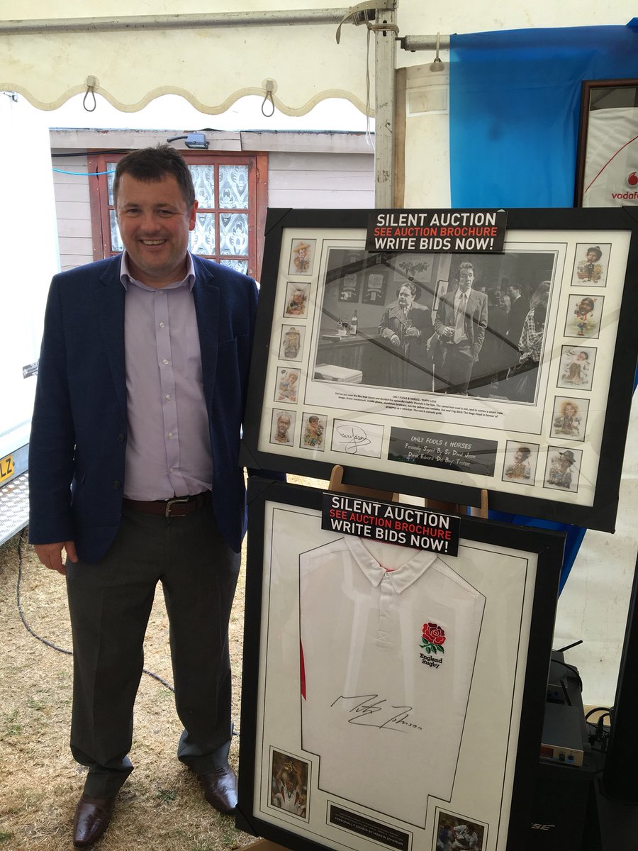 The Lashings boys <a href="/scottcharlton/">Scott</a> and @FitzandTheVoice had a lovely afternoon supporting the Parkinson’s Disease charity fundraiser today <a href="/RoebucksCC/">The Roebucks</a> - good to see Lashings colleagues David Smith and Chris Lewis as well as Simon Jones and Matthew Hoggard