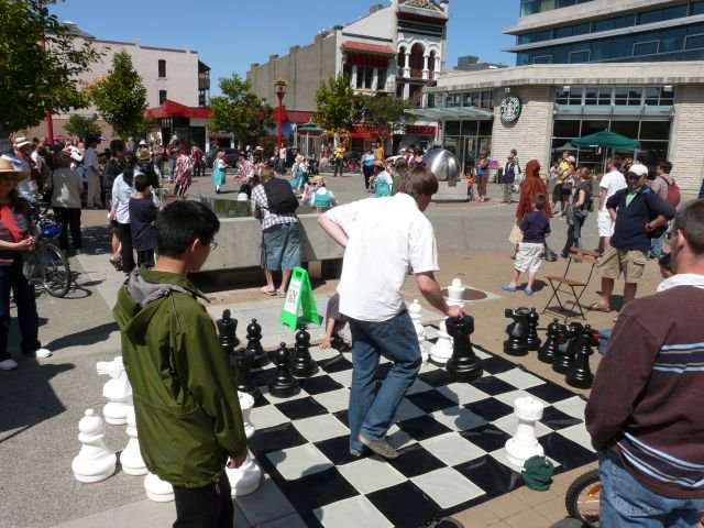 CityOfVictoria's tweet photo. It's a beautiful day to play giant Chess and Scrabble at FREE Board Games in the Square. TODAY 1-5pm, Centennial Square #yyj #outdoorplay #yyjsummer https://t.co/ojwGfS8VOA