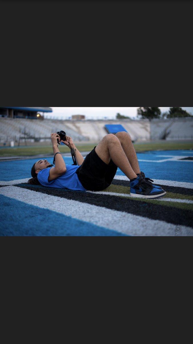 DariusHorton_'s tweet photo. Two weeks until graduation. Summer Grads Matter! 🎓🏇🏽📸  #MTSU18 #CIMMafia #Jordan1s #Sneakerhead https://t.co/bLq7OhXIxV