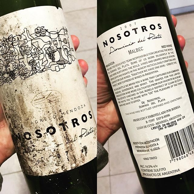 AleIglesiasWine's tweet photo. Enorme momento para este #vinoargentino🍷 Nosotros 2007
Evolución digna de #finewine con carácter para unos años más, felicitaciones @susanabalbowines #malbe #malbecargentino https://t.co/17gWlntXcS https://t.co/sLESBVWIcF