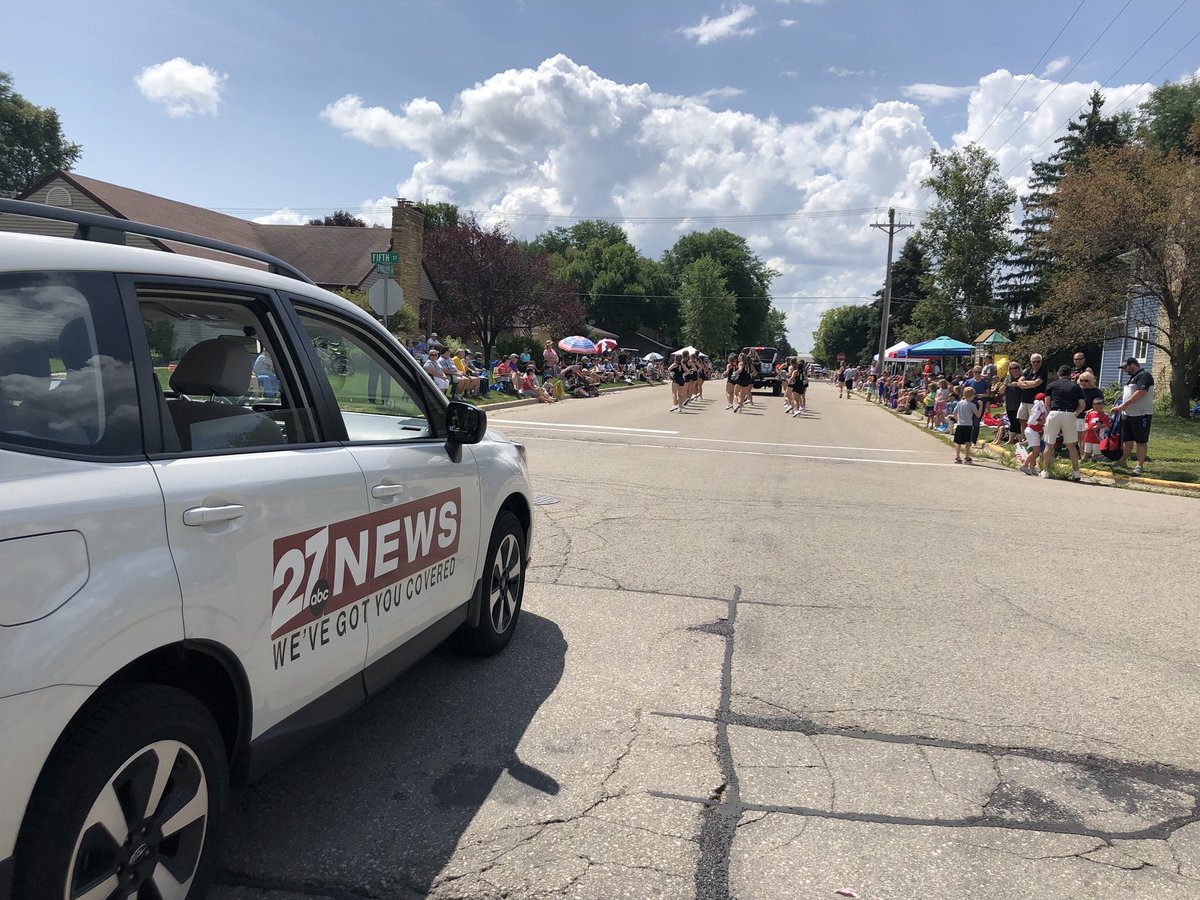 RebeccaRibley's tweet photo. We had a great time at the #WaunaFest parade! 

It’s incredible how fast candy disappears when you’re having fun! 🍭🍬🍫 #WKOW @WKOW @NickBuffo @Hunt_Saenz @lanceveeser https://t.co/yLDLtZk06B