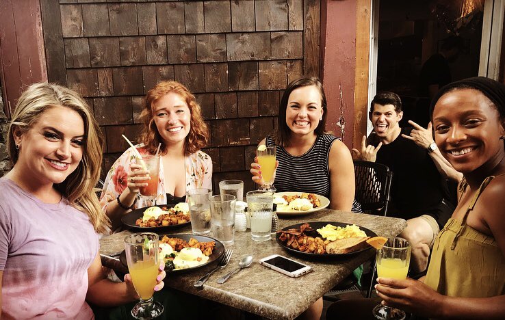 Welcomeeee brunch @Tay_Gleason @LaurenWTOV9 @BrookeRWGME #TheManIsNotAReporter 😂😂