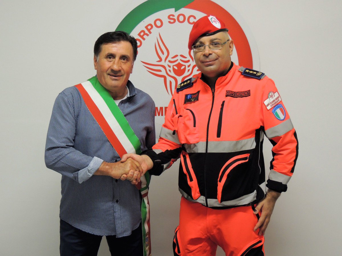 corposoccorso's tweet photo. CON SOMMO GAUDIO,IERI ABBIAM APERTO LA NS BASE OPERATIVA,A POTENZA,IN VIA SANREMO 149.NON POSSIAMO CHE RINGRAZIARE LE AUTORITÀ E TUTTI COLORO CHE CON ABNEGAZIONE HANNO OFFERTO IL LORO CONTRIBUTO.
#baseoperativa
#emergencylife https://t.co/Iv5qXvhISX