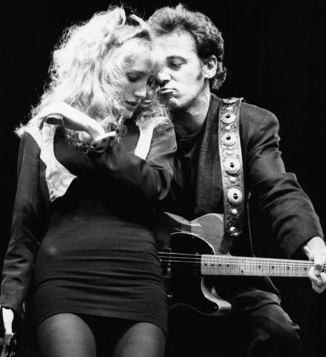 hannahstravels's tweet photo. Listen up stud, you’re life’s been wasted til you’ve got down on your knees and tasted a red headed woman 🤭🤪 #springsteensong #redheadedwoman happy birthday to @officialrumbledoll 🔥 https://t.co/lIwb6GZBRO https://t.co/IgM7kvKLzu