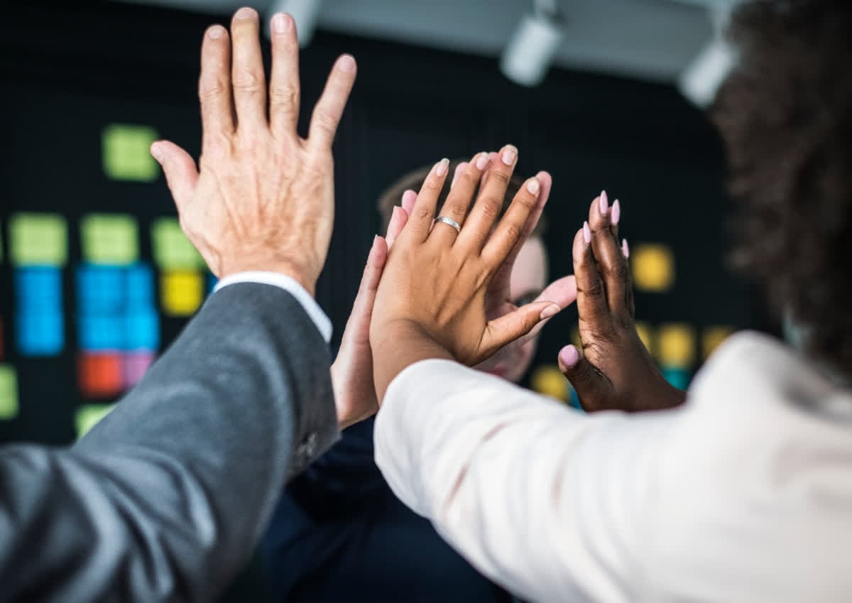 influencemags's tweet photo. Discover the #influencers who succeeded despite enormous challenges. https://t.co/GciabKOQsv https://t.co/xVikVBNZWo