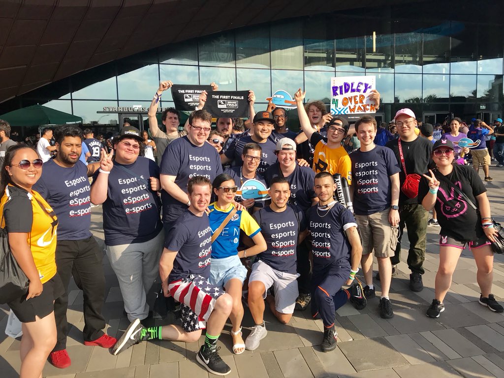 BroadcastDotGG's tweet photo. Spectators today with visions for tomorrow.
Thanks to the amazing @PlayOverwatch and @overwatchleague team for creating something that so strongly brings us together. We are excited to continue doing our part in spreading the love and growing the community! #FirstFinals https://t.co/2Erqtwa19I