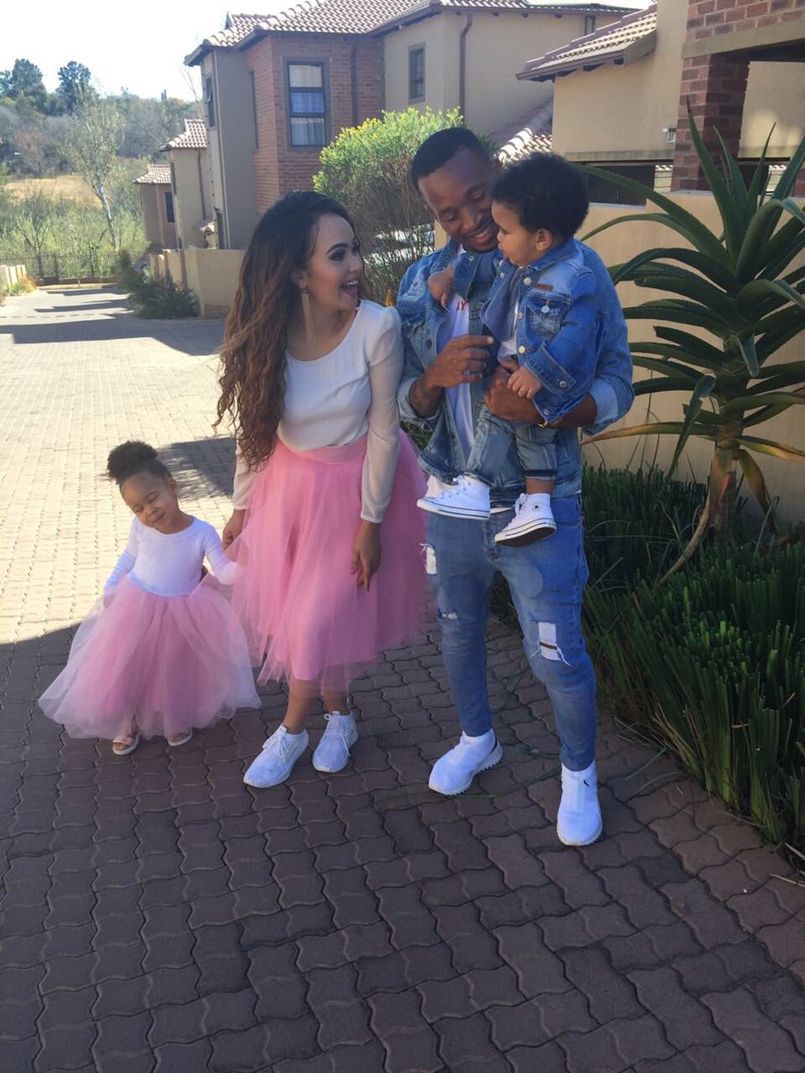 BalloJoro's tweet photo. My Life in one Picture..!! #Hayleighs3rdBDayparty https://t.co/JvTA7e5QSR