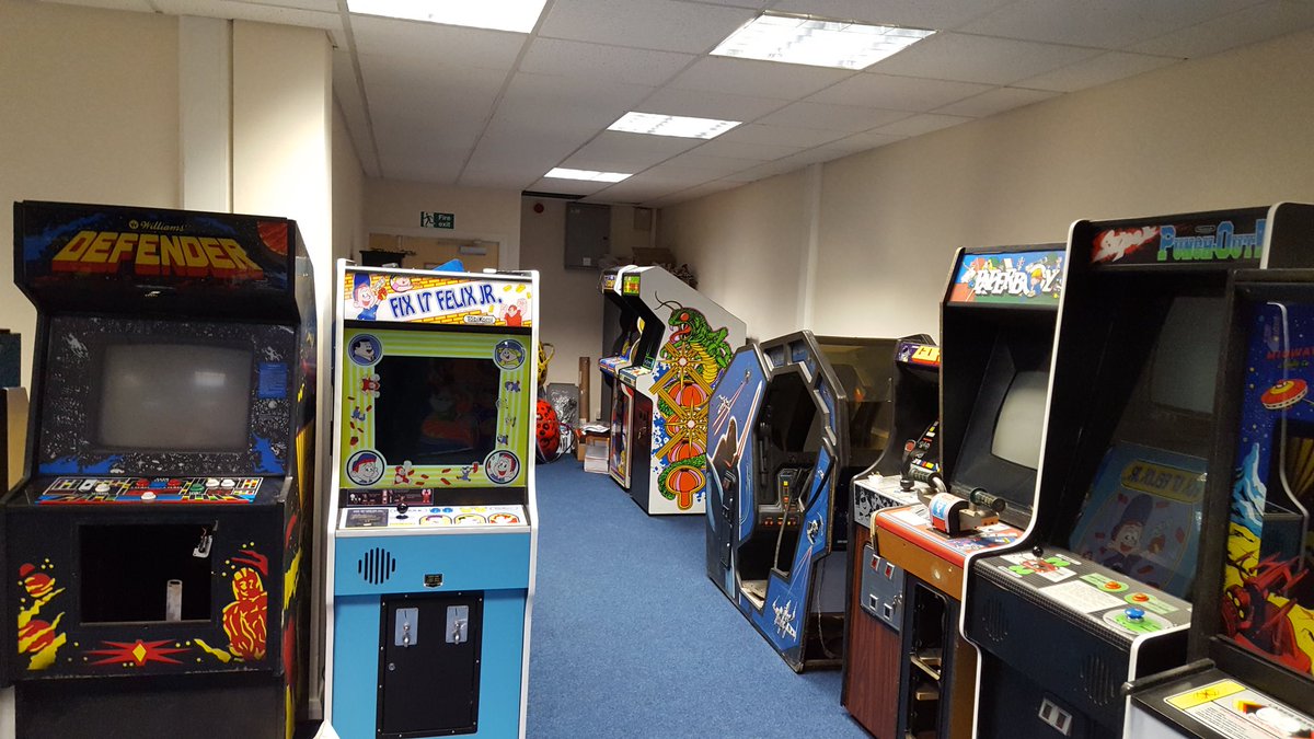 timetraparcade's tweet photo. @TheoPaphitis #SBS Chris introducing https://t.co/S43THy8yKE event hire, business hire / staff reward. Wow factor for your special event. Pixels means profits. I can help transform your unused space into a fun, interactive location - boosting sales with amazing retro games! https://t.co/uFD8AUnW9t