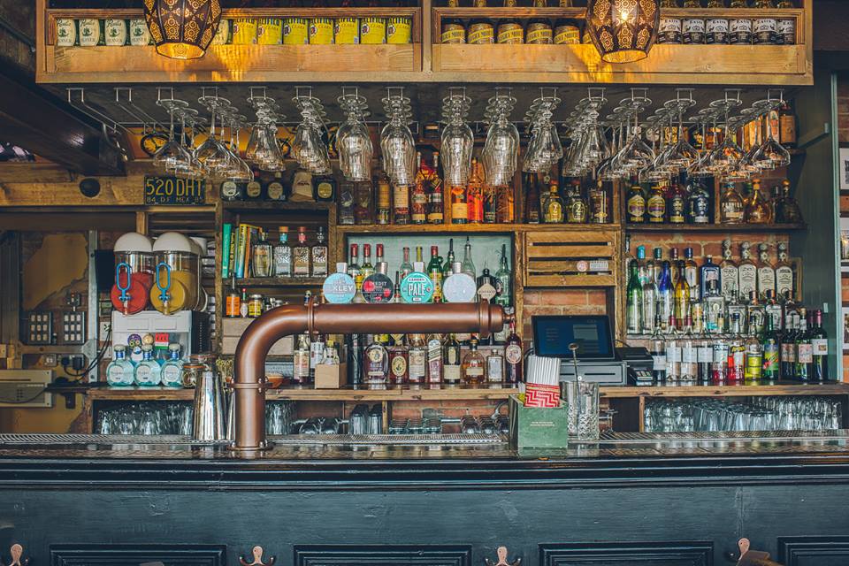 We feel like mixing it up a little. What are your favourite beers, spirits &amp; soft drinks? Let us know in the comments! #livinlachidaloca