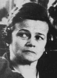 a_pbh's tweet photo. #CeJourLa 29 juillet 1948
Exécution par pendaison de Ruth Neudeck
Gardienne nazie au camp d'extermination de Ravensbrück
La résistante et ancienne Pdte #ATDQM, Geneviève Anthonioz de Gaulle, témoigna qu'« elle l'avait vu égorger une codétenue avec le côté tranchant d'une pelle ». https://t.co/Ue5HXlpcFs