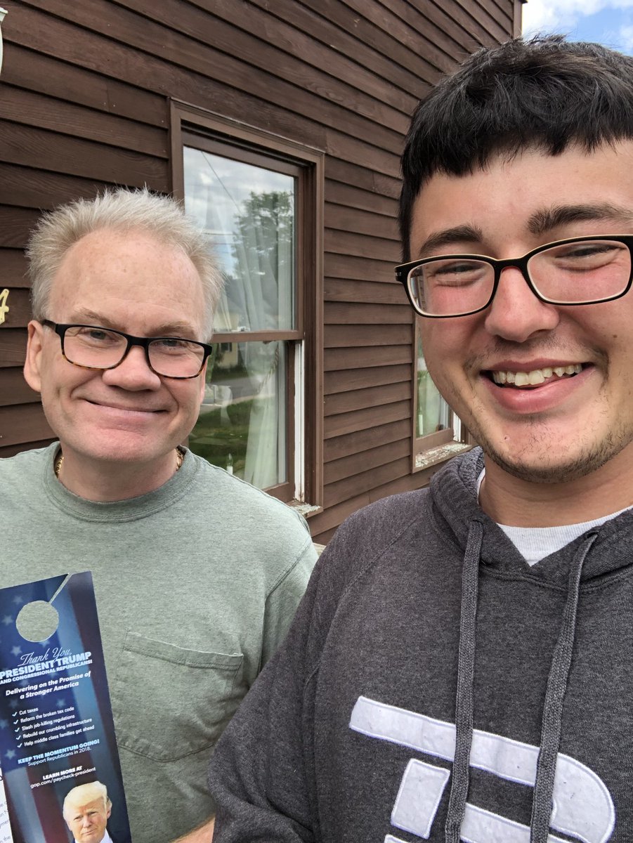 ZacMercauto's tweet photo. Met another man named Dan who has been seeing great results with @realDonaldTrump and his tax reform laws! I continue to believe our #PaycheckPresident has been #DefyingHistory and I believe we will have a huge #RedWave this November! #LeadRight #WorkForTheWin #MooseCrew https://t.co/OcoKWFGlPd