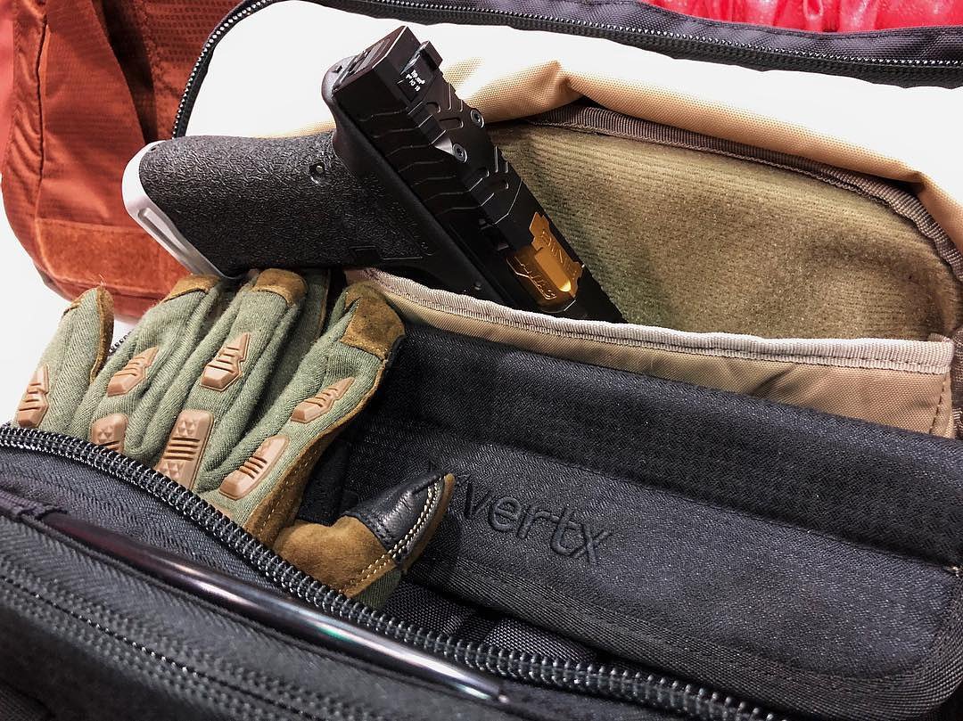 AZWS's tweet photo. @LANTAC 👈 Follow our #badass friends! 👊🔫
・・・
Last day of @triggrcon! Come check out Lantac at booth 333 and @vertx_official right next door! #Lantac #VertX #TriggerCon #9INE #Glock #B-Range #VaporCoreShootersGlove #AZWS #TwitterBound
https://t.co/hkSPs0lhnt https://t.co/d7PvaLXfmS