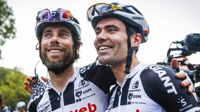 Wat is het toch genieten om <a href="/tom_dumoulin/">Tom Dumoulin</a> zo te zien koersen! Wat een kanjer is het. En voor <a href="/s_kruijswijk/">Steven Kruijswijk</a> neem ik ook mijn petje af! Heerlijk om te zien dat de Nederlanders weer mee doen op het hoogste niveau.