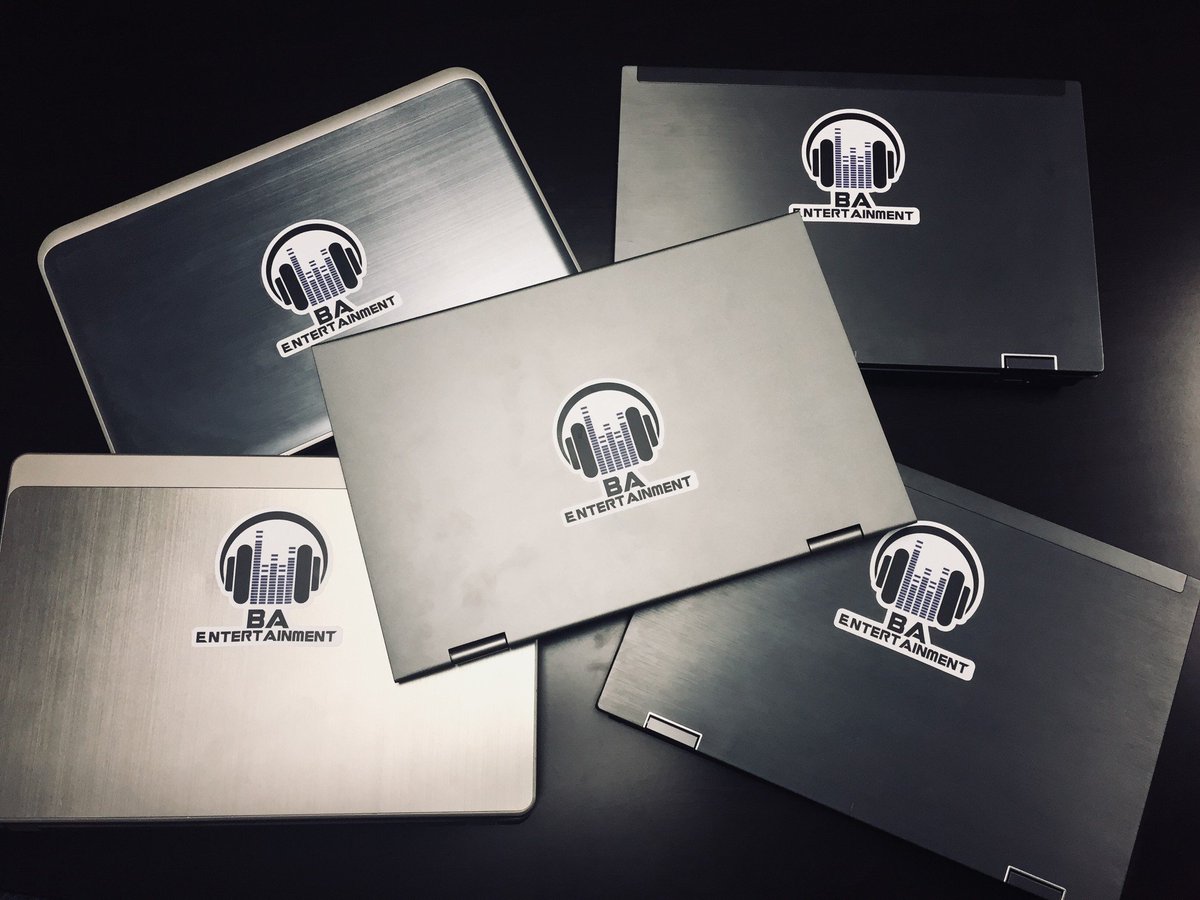 DJTriCities's tweet photo. What do you do when the HP and Dell logos on your laptops drive you crazy in all your event photos? Call StickerMule and brand everything! :) #BrandOnPoint #StickerCraze #StickerMule #BAEntertainment https://t.co/YxvNN6jbNu