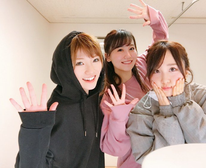 Naachan Archive Look At These Cuties 岡田奈々 小嶋真子 高橋朱里 Akb48