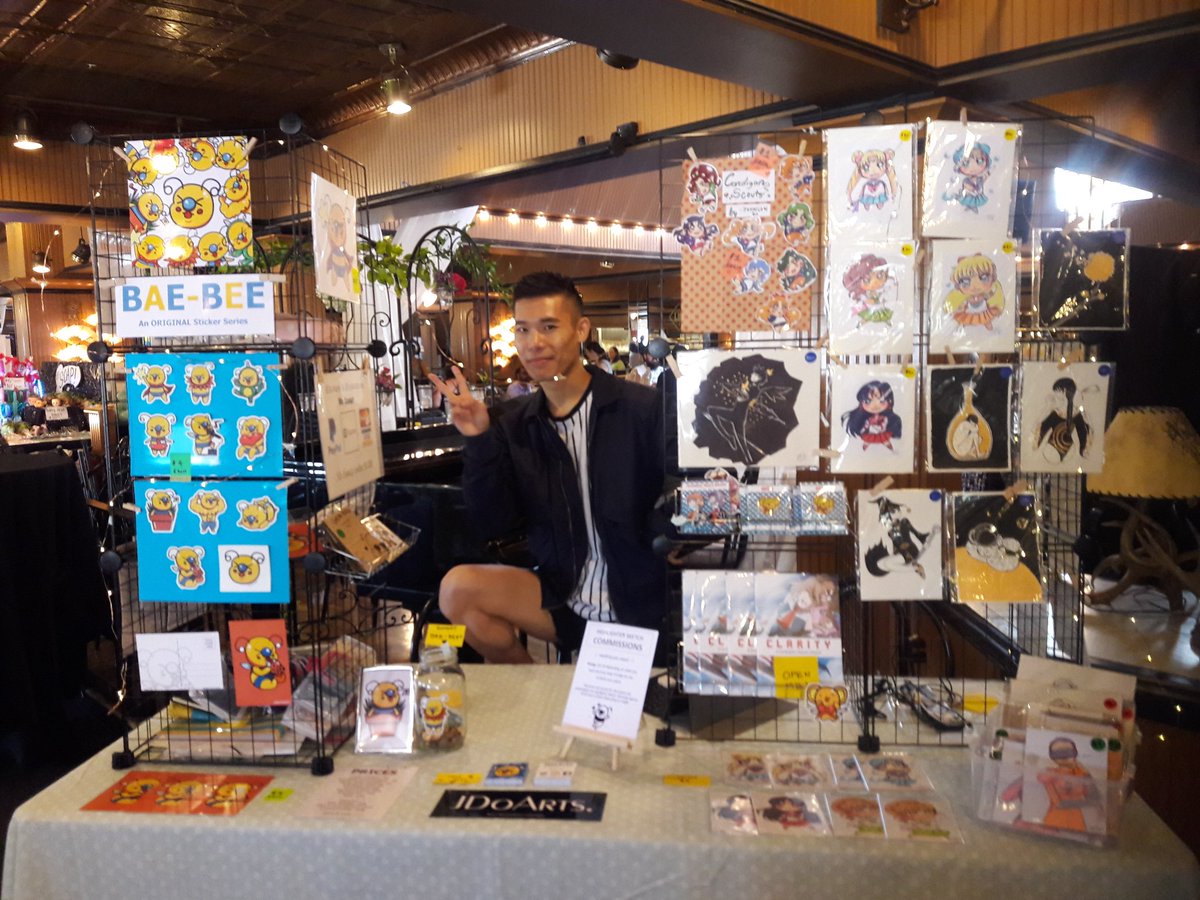 jdoarts's tweet photo. Hi everyone, I will be selling a lot of ORIGINAL illustrations and merchandise at Good Luc Market today in Seattle!! Come join me and get some #BAEBEES <3 <3 <3 https://t.co/EkX9YRmPtU