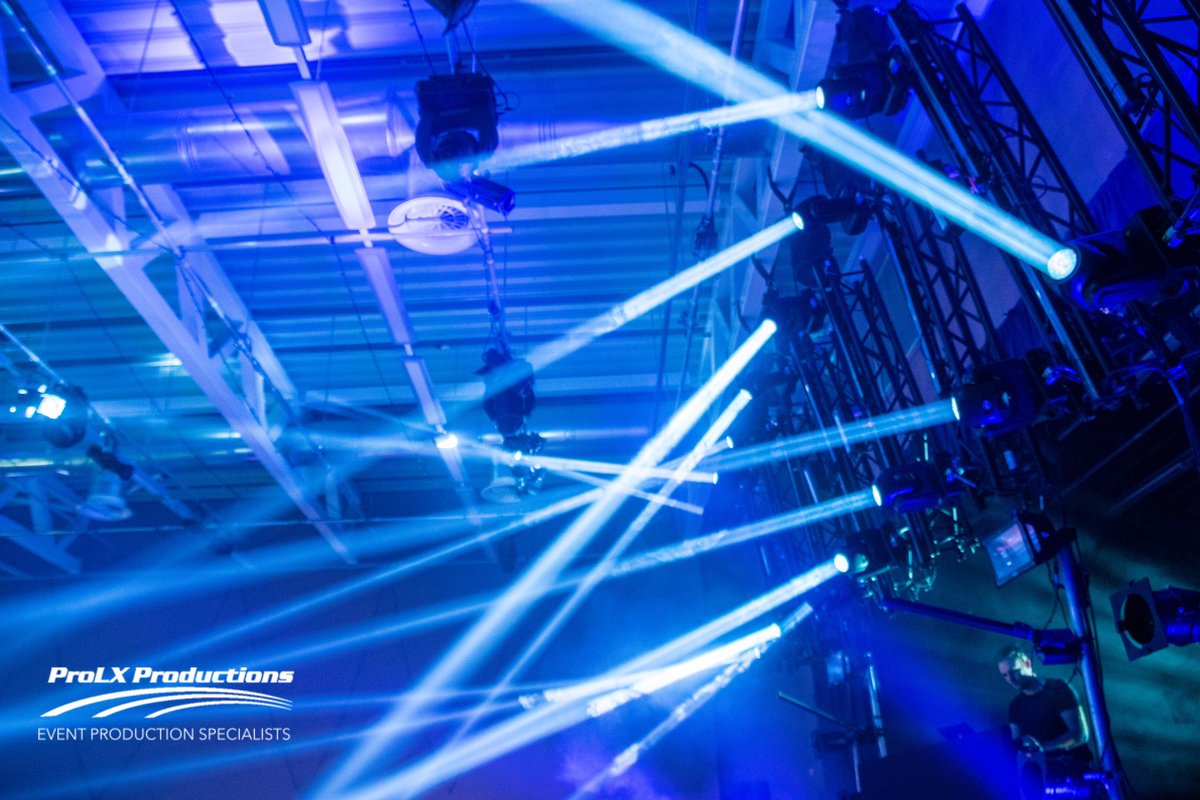 ProLXProduction's tweet image. • St. John’s Prom 2018

We are back for another year at St. John’s School in Marlborough with yet another jam packed production package.