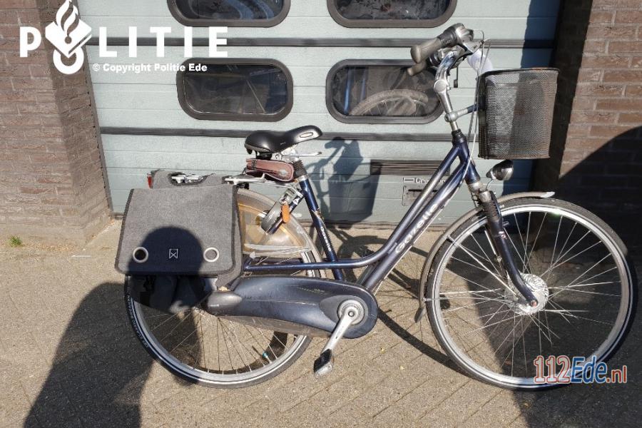 🚨 Zonder aangifte gaat fietsendief weer vrijuit 112.press/Qd9VDn 112Ede https://t.co/d5HUa87D2D