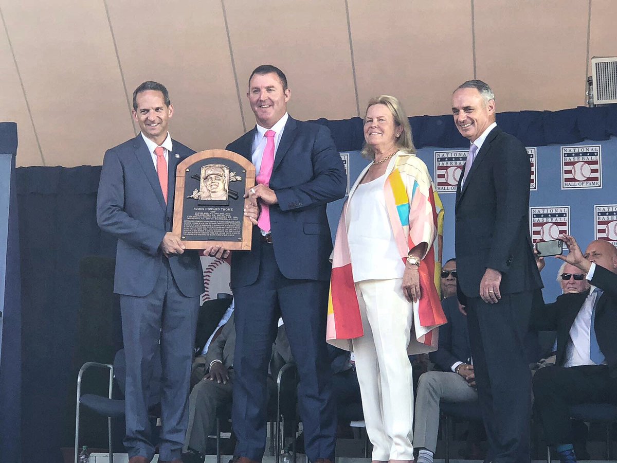 MLBNetwork's tweet image. MLB Network’s own Jim Thome is now a Hall of Famer!

RETWEET for your chance at a baseball signed by the legend. #HOFWKND