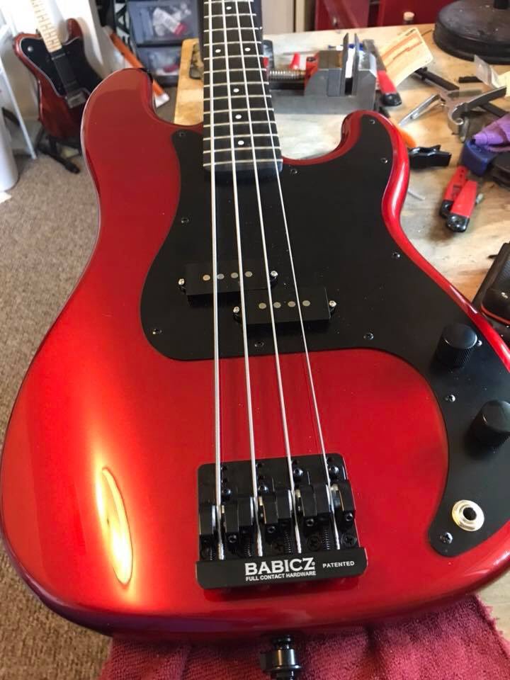 heeby11's tweet photo. And it is done. My new custom #PBass @FralinPickups, @WarmothGuitar body, #Moses graphite neck, @babiczguitars bridge, #Schaller hardware, @ernieball Cobalt strings, @emersoncustom electronics. #ImInLove #BassGuitar https://t.co/QFyV7U9no3