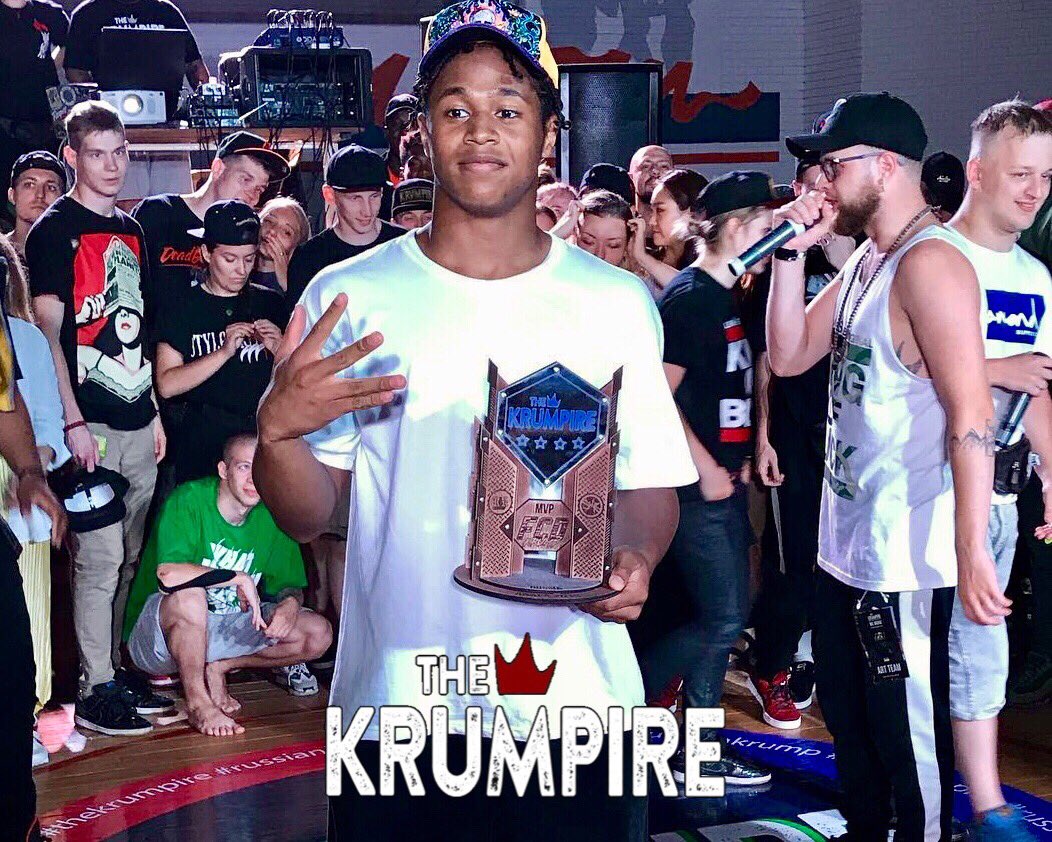 KOB_ent's tweet photo. 🇷🇺THE ♛ KRUMPIRE 2018🇷🇺
🏆SPECIAL PRIZE FROM FCD KRUMP “MVP”
@FcdKrump
🇯🇵Killa Twiggz aka Jr Gazzel
@johnsonjkaito23
Congratulations‼️🏅👏🏽✨
Thank you so much, KRUMPIRE and FCD KRUMP🙏🏽🌎 https://t.co/RklqWUrxwW