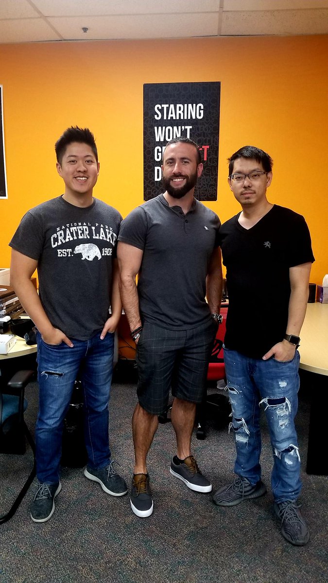 pitchliveapp's tweet photo. Pitch Co-Founder hanging out with the #StartPad boyz. ✊
Talking tech, the startup journey, launches, & blockchain.
Collabs upcoming. 🤝 https://t.co/pDNCgyUtSU